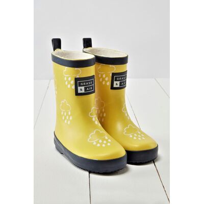 Grass & Air Colour Changing Wellies in Yellow Size: Infant 13 Yellow Infant 13 Grass & Air Colour Changing Wellies in Yellow Size: Infant 13 Yellow Infant 13