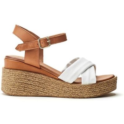 Moda In Pelle Women's 'Kona' Leather Wedges in White Size: 3 White 3 Moda In Pelle Women's 'Kona' Leather Wedges in White Size: 3 White 3