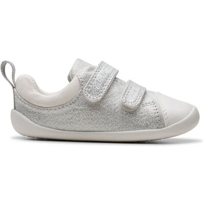 Clarks Roamer Craft Toddler Silver Fabric Pre Walker in Gold Size: 5-Standard Fit Gold 5-Standard Fit Clarks Roamer Craft Toddler Silver Fabric Pre Walker in Gold Size: 5-Standard Fit Gold 5-Standard Fit