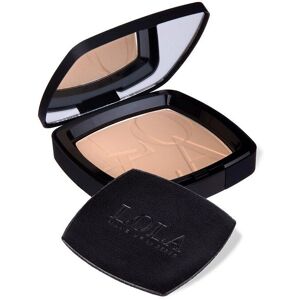 Lola Matte Silky Finish Pressed Powder in Corn Maze Corn Maze Lola Matte Silky Finish Pressed Powder in Corn Maze Corn Maze