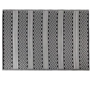 JVL Lightweight Reversible Plastic Woven Outdoor Rug, 120x170cm, ZigZag in Black Size: 120 x 180 cm Black 120 x 180 cm JVL Lightweight Reversible Plastic Woven Outdoor Rug, 120x170cm, ZigZag in Black Size: 120 x 180 cm Black 120 x 180 cm