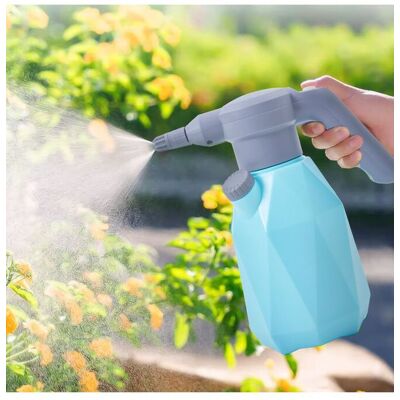 Living and Home 2L Garden Electric Sprayer USB Rechargeable Watering Mister in Blue Blue Living and Home 2L Garden Electric Sprayer USB Rechargeable Watering Mister in Blue Blue