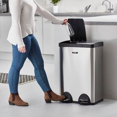 Cooks Professional Dual Pedal Bin 60L with 2 x Compartments & Soft Close Lids in Silver Silver Cooks Professional Dual Pedal Bin 60L with 2 x Compartments & Soft Close Lids in Silver Silver
