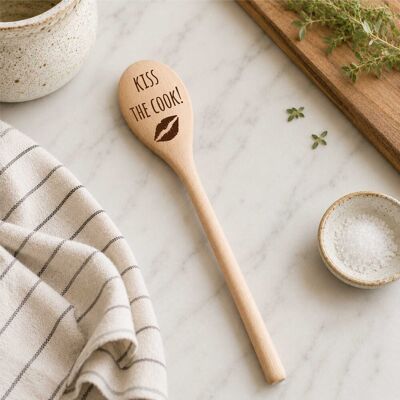 60 SECOND MAKEOVER Kiss The Cook Spoon Funny Wooden Spoon in Beige Beige 60 SECOND MAKEOVER Kiss The Cook Spoon Funny Wooden Spoon in Beige Beige