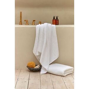 CHRISTY 'Cirrus' Lightweight Fluffy Softloft 100% Cotton Towels in White White CHRISTY 'Cirrus' Lightweight Fluffy Softloft 100% Cotton Towels in White White