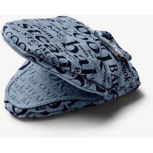 Zeal Silicone Hot Grab Mini Oven Mitt Hot Print in Dark Blue Dark Blue Zeal Silicone Hot Grab Mini Oven Mitt Hot Print in Dark Blue Dark Blue