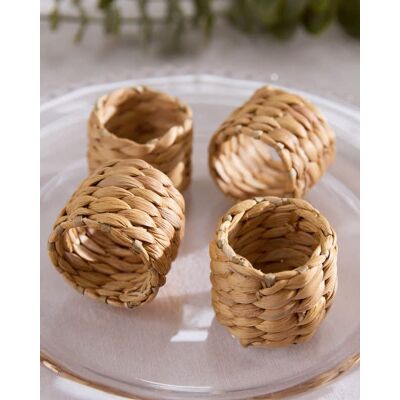 Dibor Set of 4 Water Hyacinth Dining Table Decorative Napkin Rings in Natural Natural Dibor Set of 4 Water Hyacinth Dining Table Decorative Napkin Rings in Natural Natural