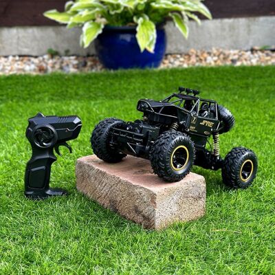 Menkind RED5 4WD Rock Crawler 1:16 Remote Control Truck in Black Black Menkind RED5 4WD Rock Crawler 1:16 Remote Control Truck in Black Black