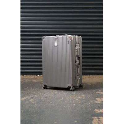 Archive Design Studios Odyssey Suitcase in Silver Size: Cabin Silver Cabin Archive Design Studios Odyssey Suitcase in Silver Size: Cabin Silver Cabin