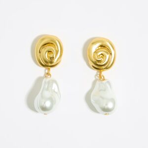 BIMBA Y LOLA Matte gold conch shell and pearl earrings PEARL UN adult