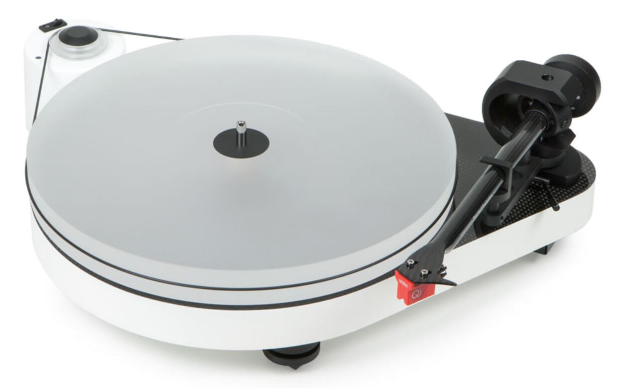 Pro-Ject RPM 5 Carbon Turntable - White