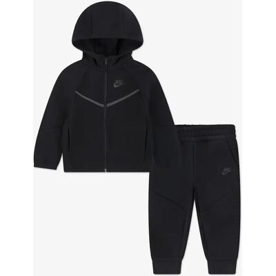 Nike Kids NSW Tech Fleece Tracksuit in Black - Size: 5 years/6 years Nike Kids NSW Tech Fleece Tracksuit in Black - Size: 5 years/6 years