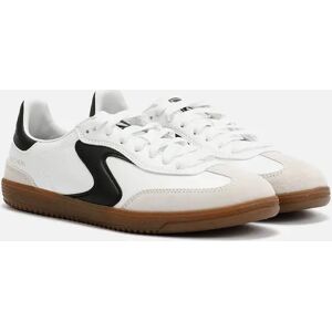 Women's Skechers Hotshot Kickoff Leather Women's White/Black Trainers - Size: 5 Women's Skechers Hotshot Kickoff Leather Women's White/Black Trainers - Size: 5