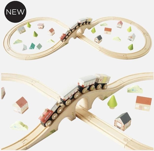 Le Toy Van Figure of 8 Train Track