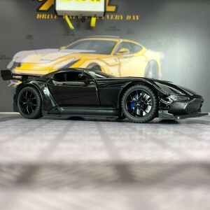 SHEIN 1pc Zinc Alloy Die-Cast Toy Car With Black Two-Door Sports Car Shaped Body, The Length Is 15cm, Width Is 6.5cm, Height Is 3.8cm, Weight Is 193g. The Front Cover And Two Doors Of The Action Toy Can Be Opened, And The Wheels Can Roll And Move Freely. 