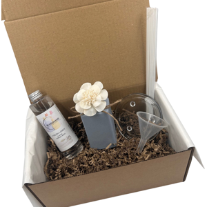 Woodside Home Living Blue Pastel Reed Diffuser Gift Set With Refill Reeds & Plate - Fresh Linen Woodside Home Living Blue Pastel Reed Diffuser Gift Set With Refill Reeds & Plate - Fresh Linen