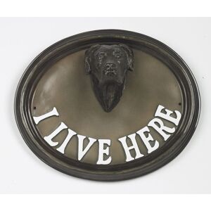 Black Country Metal Works Wall Or House Sign Bulldog "I Live Here" Black Country Metal Works Wall Or House Sign Bulldog "I Live Here"