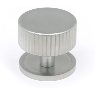 From The Anvil 50418 Satin Chrome Judd Cabinet Knob - 38mm (Plain) From The Anvil 50418 Satin Chrome Judd Cabinet Knob - 38mm (Plain)
