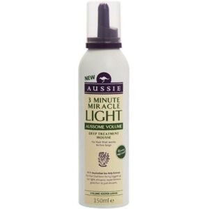 Aussie 3 Minute Miracle Light Aussome Volume Deep Treatment Mousse - 150ml Aussie 3 Minute Miracle Light Aussome Volume Deep Treatment Mousse - 150ml