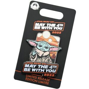 Disney Store Japan Star Wars Baby Yoda Grogu Pin Badge May The 4th 2022 H 1.9 In Disney Store Japan Star Wars Baby Yoda Grogu Pin Badge May The 4th 2022 H 1.9 In