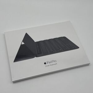 Apple Smart Keyboard for iPad Pro 9.7-inch - Black Apple Smart Keyboard for iPad Pro 9.7-inch - Black