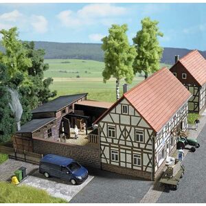 Busch 1530 Rural Butchers Shop Kit Busch 1530 Rural Butchers Shop Kit