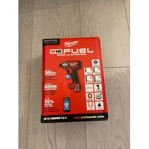 Milwaukee M18 Fuel 1/2 Inch Impact Wrench With Friction Ring With One Key Milwaukee M18 Fuel 1/2 Inch Impact Wrench With Friction Ring With One Key
