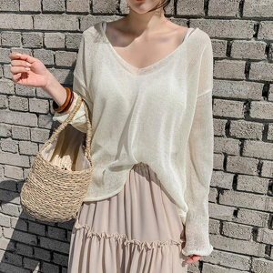 Thin Long Sleeve V-Neck Beach Blouse Loose Top Korean Fashion Wear For Women New Thin Long Sleeve V-Neck Beach Blouse Loose Top Korean Fashion Wear For Women New