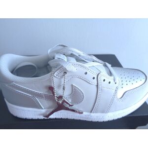 Nike Air Jordan 1 Retro Low Og Men'S Trainers Cz0790 002 Uk 7 Eu 41 Us 8 New+box Nike Air Jordan 1 Retro Low Og Men'S Trainers Cz0790 002 Uk 7 Eu 41 Us 8 New+box