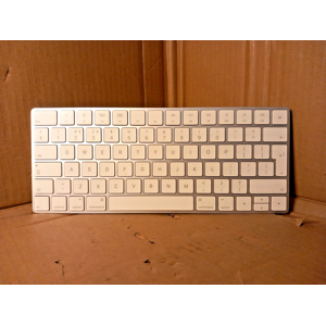 Apple A1644 Wireless Magic 2 Keyboard - Uk English Apple A1644 Wireless Magic 2 Keyboard - Uk English