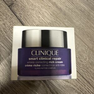 Clinique Smart Clinical Repair Lifting Face + Neck Cream (50ml) Clinique Smart Clinical Repair Lifting Face + Neck Cream (50ml)
