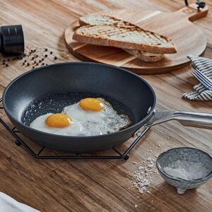 Le Creuset Tom Kitchin Aluminium 30cm Frying Pan Le Creuset Tom Kitchin Aluminium 30cm Frying Pan