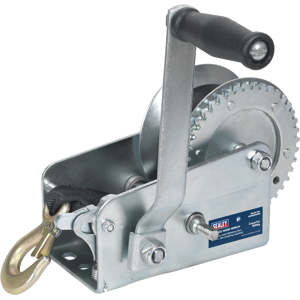 Geared Hand Winch 900kg Capacity With Webbing Strap - Sealey Gww2000m New Geared Hand Winch 900kg Capacity With Webbing Strap - Sealey Gww2000m New