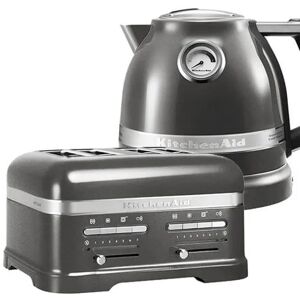 KitchenAid Silver Toaster & Kettle Set - Model A3424.95 KitchenAid Silver Toaster & Kettle Set - Model A3424.95