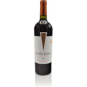 Bodega Del Fin Del Mundo Reserva Malbec Patagonia 2023 750ml Red Bodega Del Fin Del Mundo Reserva Malbec Patagonia 2023 750ml Red