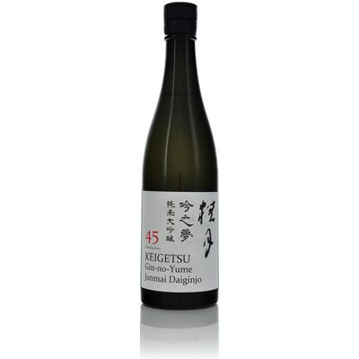 KEIGETSU Gin-no-Yume Junmai Daiginjo 45 Sake 720ml White KEIGETSU Gin-no-Yume Junmai Daiginjo 45 Sake 720ml White