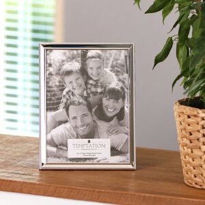 Temptation Silver-Plated Narrow Dotted Edge Photo Frame 6x8 Temptation Silver-Plated Narrow Dotted Edge Photo Frame 6x8