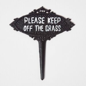 Homescapes Black Metal “Please Keep Off The Grass” Garden Sign Homescapes Black Metal “Please Keep Off The Grass” Garden Sign