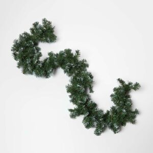 Homescapes Green Snow Dusted Foliage Christmas Garland, 182 cm Homescapes Green Snow Dusted Foliage Christmas Garland, 182 cm