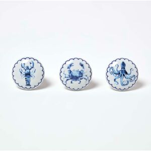 Homescapes Set of 3 Sea Animal Furniture Drawer Knobs, 4 x 4 x 7 cm, Blue, White, Upcycling, Durable Homescapes Set of 3 Sea Animal Furniture Drawer Knobs, 4 x 4 x 7 cm, Blue, White, Upcycling, Durable