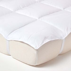 Homescapes Microfibre Mattress Topper - Double 135x190cm Homescapes Microfibre Mattress Topper - Double 135x190cm