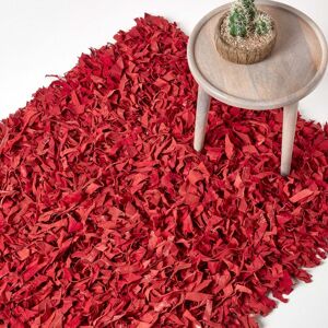 Homescapes Dallas Leather Shaggy Rug - Red - 120x180cm - Rug Homescapes Dallas Leather Shaggy Rug - Red - 120x180cm - Rug