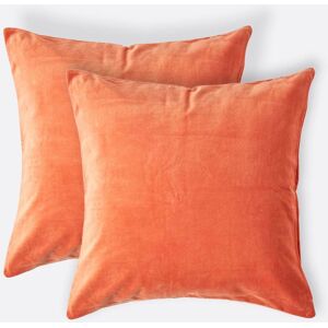 Homescapes Burnt Orange Velvet Cushion Cover Set - 2 pcs Homescapes Burnt Orange Velvet Cushion Cover Set - 2 pcs