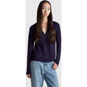 United Colors of Benetton Benetton, Crepe T-shirt With V-neck, Dark Blue, Women United Colors of Benetton Benetton, Crepe T-shirt With V-neck, Dark Blue, Women