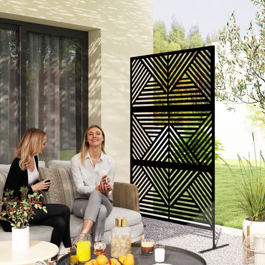 MHSTAR UK LTD Outsunny Decorative Garden Privacy Screen with Stand, 6.5FT Freestanding Metal Outdoor Divider, Decorative Privacy Panel with Expansion Screws for Gar