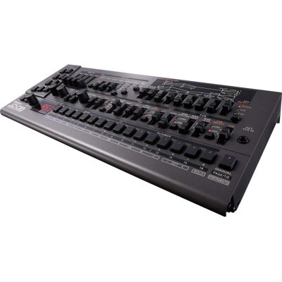 Roland JD-08 Boutique Synthesizer Roland JD-08 Boutique Synthesizer