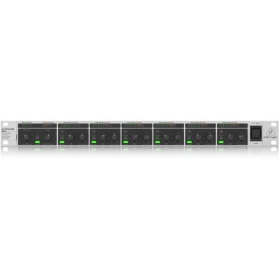 Behringer MX882 V2 Ultralink Pro 8-Channel Splitter Mixer Behringer MX882 V2 Ultralink Pro 8-Channel Splitter Mixer