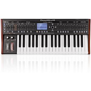 Behringer Deepmind 6 Synthesizer Behringer Deepmind 6 Synthesizer