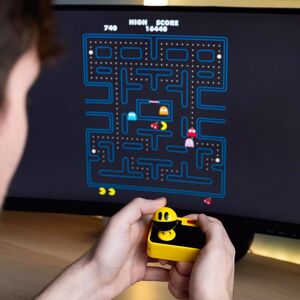 Fizz Creations Pac-Man Plug & Play TV Game Fizz Creations Pac-Man Plug & Play TV Game