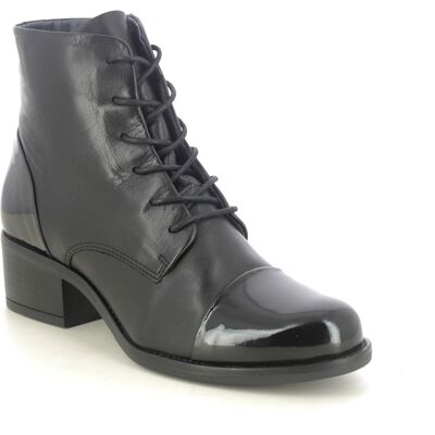 Creator Juanola Lace Black Patent Leather Womens Heeled Boots IB19855-41 in a Plain Leather in Size 39 Creator Juanola Lace Black Patent Leather Womens Heeled Boots IB19855-41 in a Plain Leather in Size 39